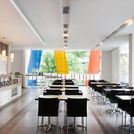 Amaris Hotel La Codefin Kemang Jakarta Exterior foto